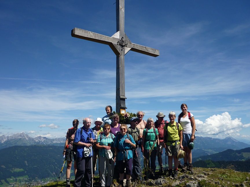 Gruppe am Gipfelkreuz vom 14. August 2016