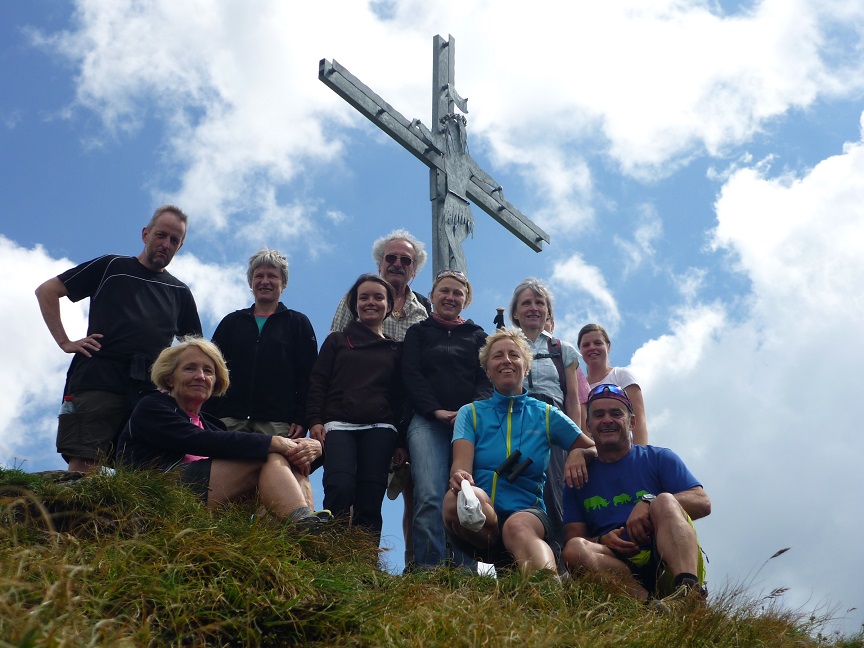 Gruppe am Gipfelkreuz vom 16. August 2016