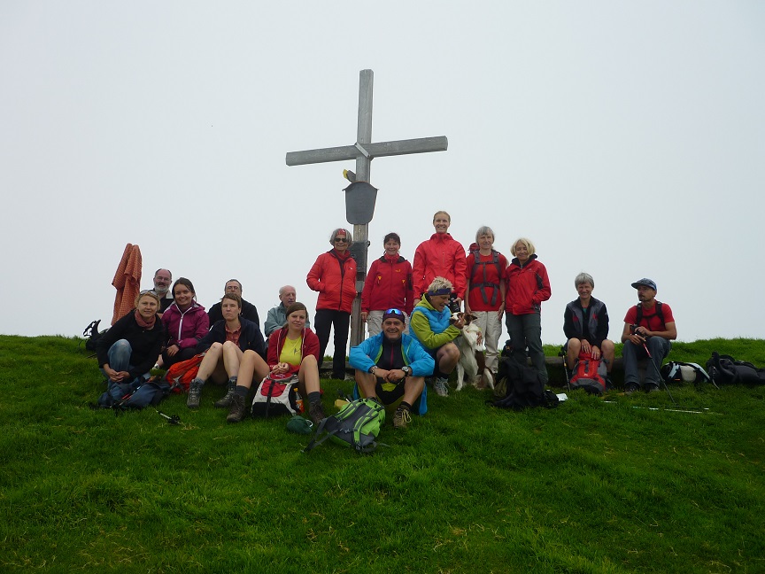 Gruppe am Gipfelkreuz vom 19. August 2016