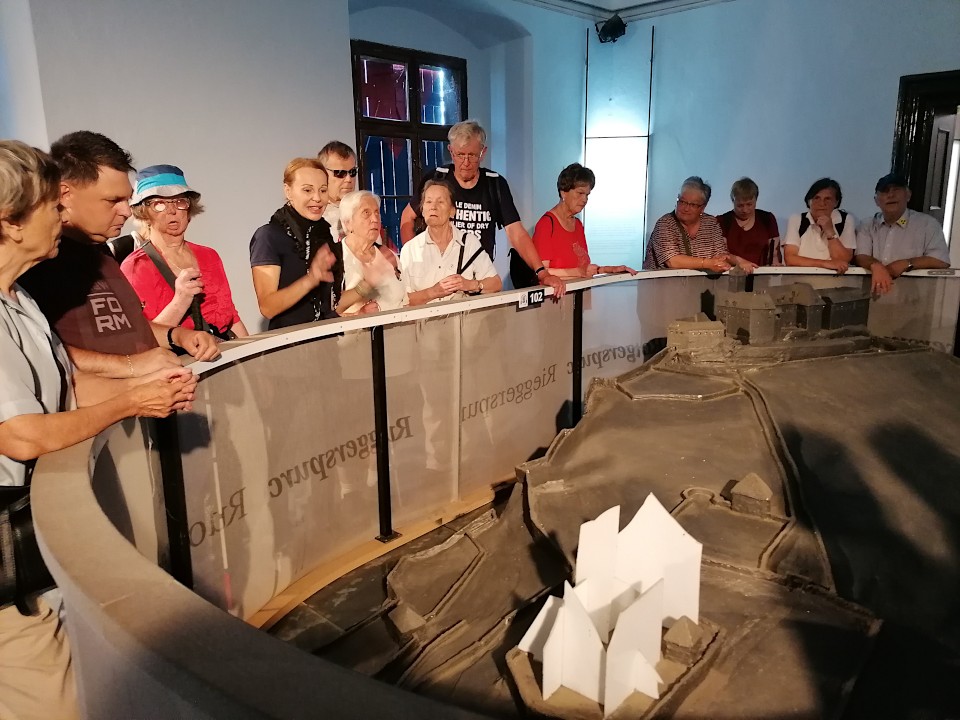 Die mittelalterliche Riegersburg ist im Burgmuseum als Modell nachgebaut (für Sehbehinderte leider schwer erreichbar).