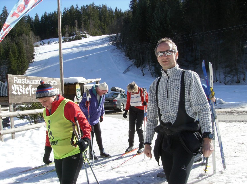 Farbfoto: Ski an und los!