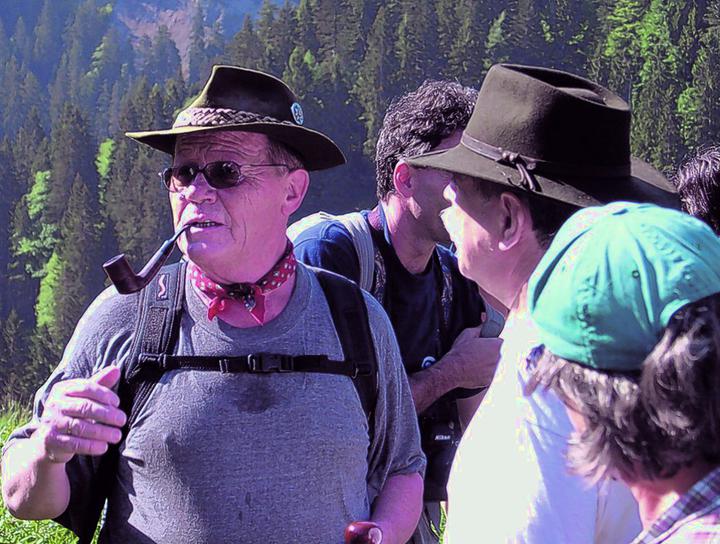 Vater der Blindenwanderung Doktor Reinhold Wolf ist tot. &copy; Roland Lutz