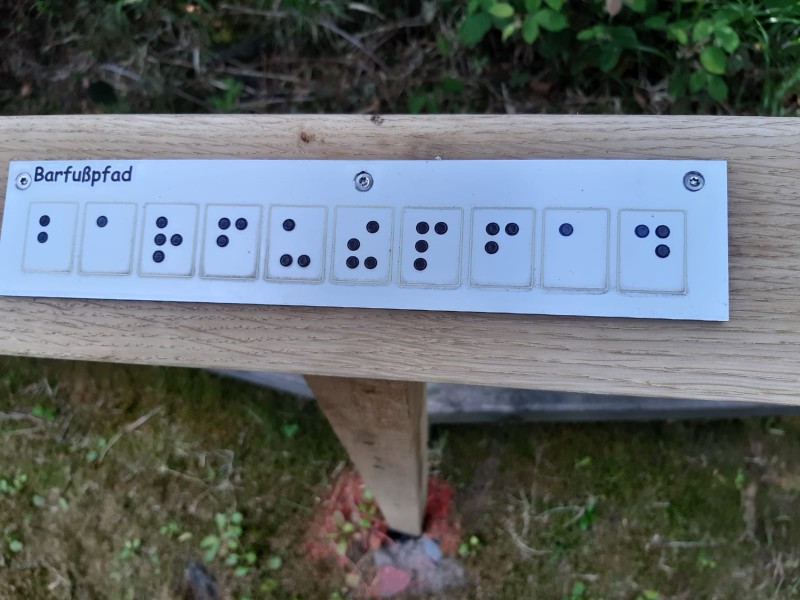 Leittafel mit Braille